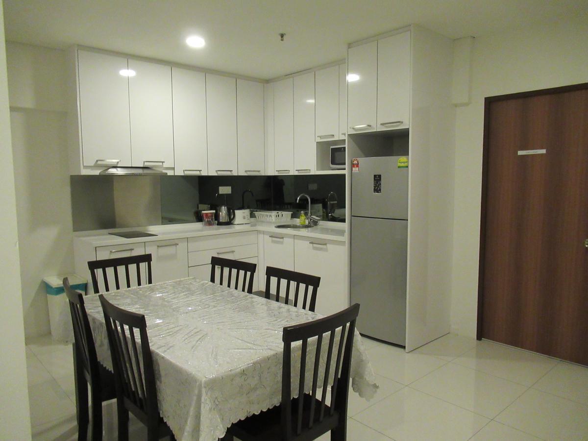 Resort Hostel In City Kuala Lumpur Exterior photo